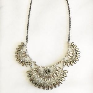 NWOT Silver necklace